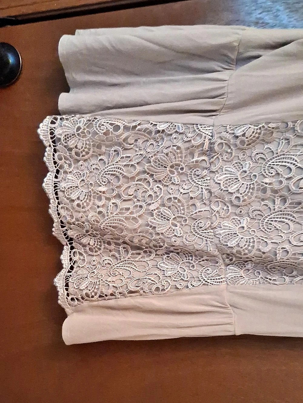 Maurices lilac blouse with lace sleeves and lace down front of blouse. size 2 - Picture 4 of 8